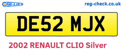 DE52MJX are the vehicle registration plates.