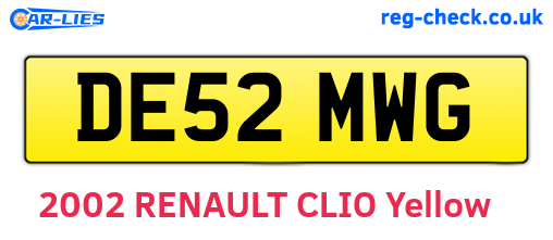 DE52MWG are the vehicle registration plates.