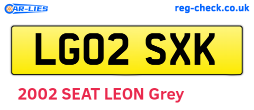 LG02SXK are the vehicle registration plates.