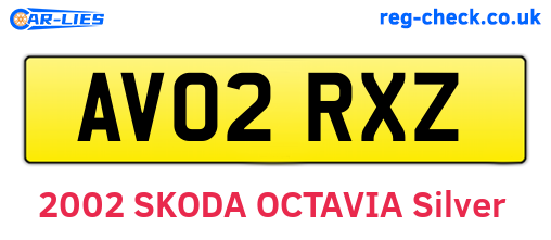 AV02RXZ are the vehicle registration plates.