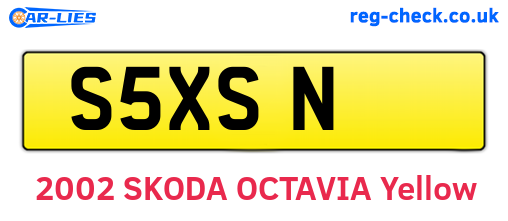 S5XSN are the vehicle registration plates.