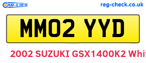 MM02YYD are the vehicle registration plates.