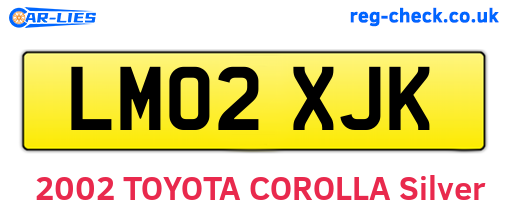LM02XJK are the vehicle registration plates.