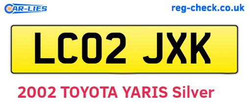 LC02JXK are the vehicle registration plates.