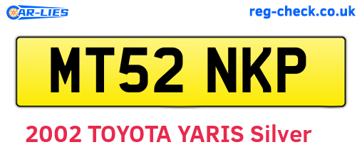 MT52NKP are the vehicle registration plates.