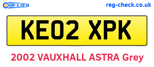 KE02XPK are the vehicle registration plates.
