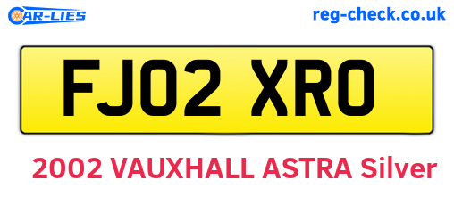 FJ02XRO are the vehicle registration plates.
