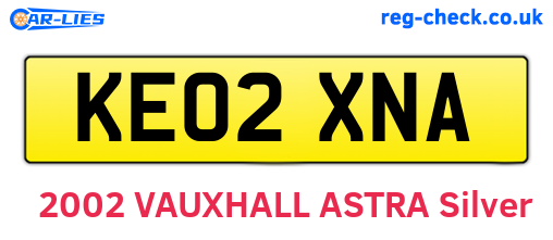 KE02XNA are the vehicle registration plates.