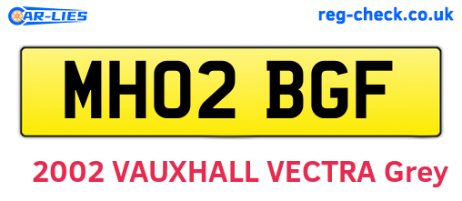 MH02BGF are the vehicle registration plates.