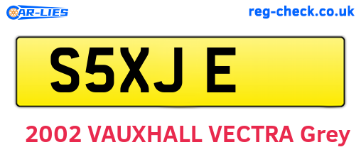 S5XJE are the vehicle registration plates.