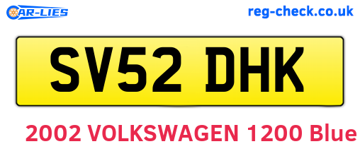 SV52DHK are the vehicle registration plates.