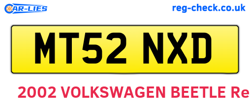 MT52NXD are the vehicle registration plates.