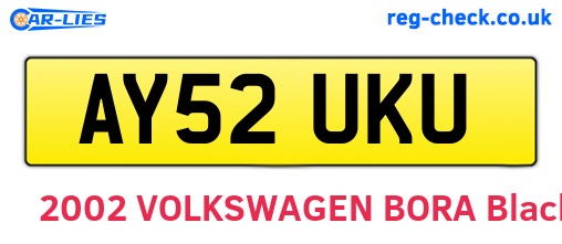 AY52UKU are the vehicle registration plates.