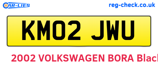 KM02JWU are the vehicle registration plates.