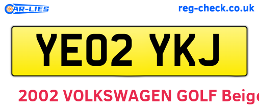 YE02YKJ are the vehicle registration plates.