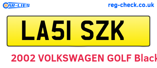 LA51SZK are the vehicle registration plates.