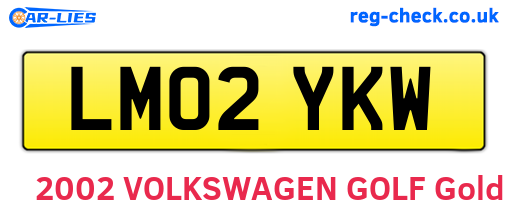 LM02YKW are the vehicle registration plates.
