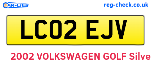 LC02EJV are the vehicle registration plates.