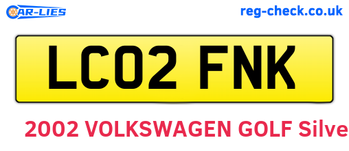LC02FNK are the vehicle registration plates.