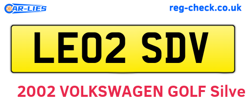 LE02SDV are the vehicle registration plates.
