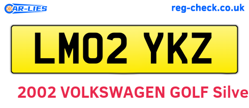 LM02YKZ are the vehicle registration plates.