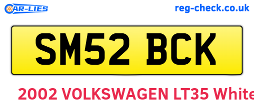 SM52BCK are the vehicle registration plates.