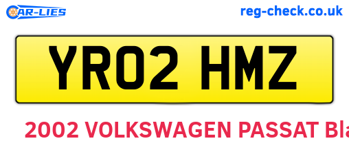 YR02HMZ are the vehicle registration plates.