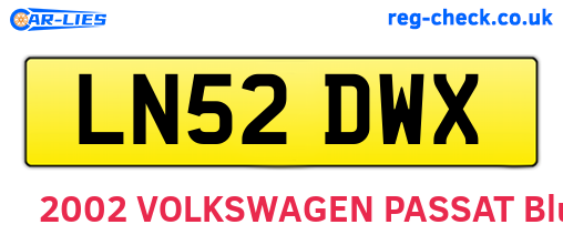 LN52DWX are the vehicle registration plates.