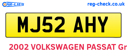 MJ52AHY are the vehicle registration plates.