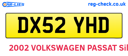 DX52YHD are the vehicle registration plates.