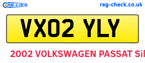 VX02YLY are the vehicle registration plates.