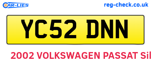 YC52DNN are the vehicle registration plates.