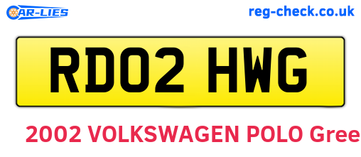 RD02HWG are the vehicle registration plates.