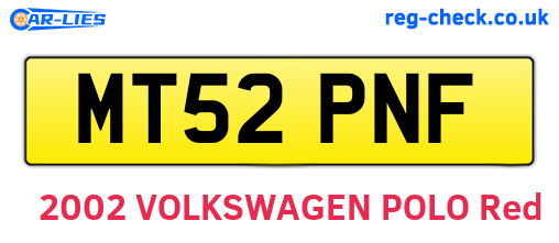 MT52PNF are the vehicle registration plates.