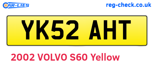 YK52AHT are the vehicle registration plates.