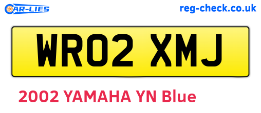 WR02XMJ are the vehicle registration plates.