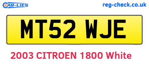 MT52WJE are the vehicle registration plates.