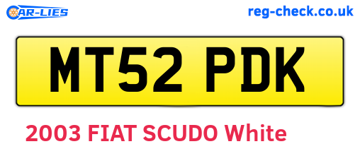 MT52PDK are the vehicle registration plates.