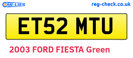 ET52MTU are the vehicle registration plates.