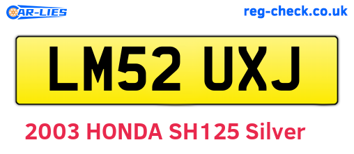 LM52UXJ are the vehicle registration plates.
