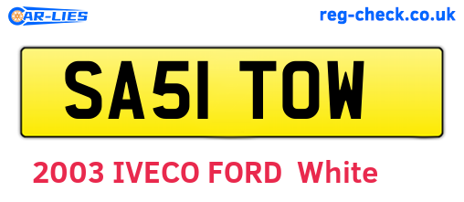SA51TOW are the vehicle registration plates.