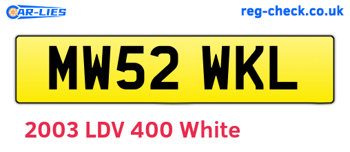 MW52WKL are the vehicle registration plates.