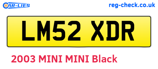 LM52XDR are the vehicle registration plates.