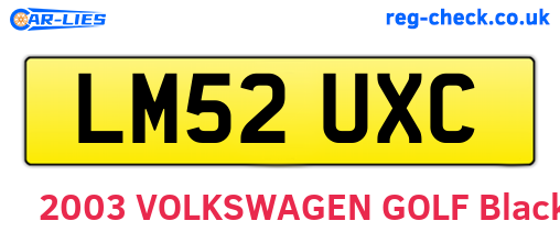 LM52UXC are the vehicle registration plates.