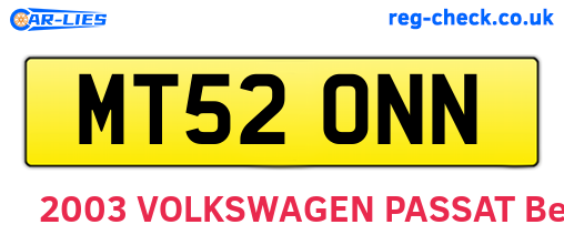 MT52ONN are the vehicle registration plates.