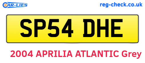 SP54DHE are the vehicle registration plates.