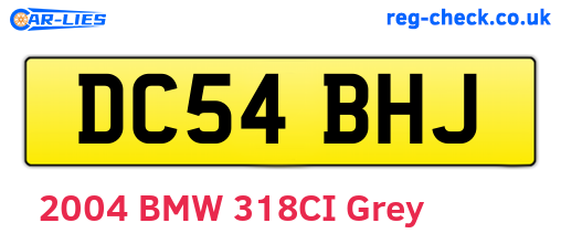 DC54BHJ are the vehicle registration plates.