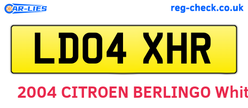 LD04XHR are the vehicle registration plates.