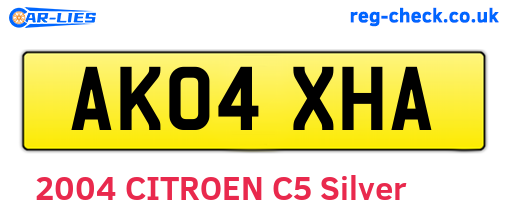 AK04XHA are the vehicle registration plates.