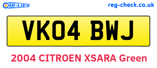 VK04BWJ are the vehicle registration plates.
